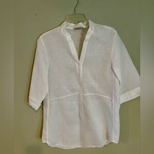 Women’s 100% linen top.